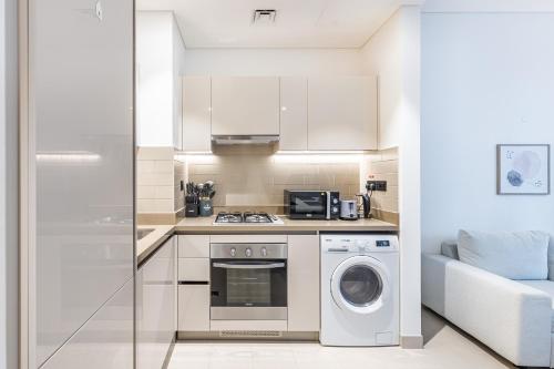 Sobha Creek Vistas Cozy 1BDR with balcony - image 7