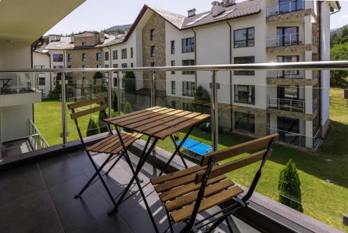 balkon/terras, Saint George Palace Aparthotel in Bansko