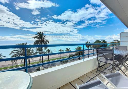 Nestor&Jeeves - HORIZON PROMENADE - Central - Sea front - main image