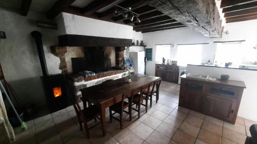 La petite maison de Chavroches - proche du Pal in Jaligny-sur-Besbre