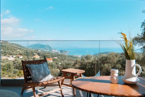 Goldeneye luxury Villas – khách sạn tại Anthousa