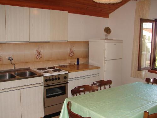 Apartments Dragan - Economy - main image