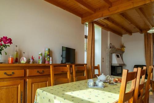 La maison d'aurelles in Ruynes-en-Margeride