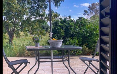  1 Bedroom Pet Friendly Apartment In Gizzeria, Ferienwohnung in Gizzeria
