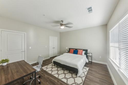 C Creek 9206i New Construction 1bd Apt I Gated in Houston, USA