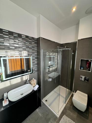 Luxury Family Room With Private bathroom in the heart of Edinburgh, Edimburgo (foto 3)