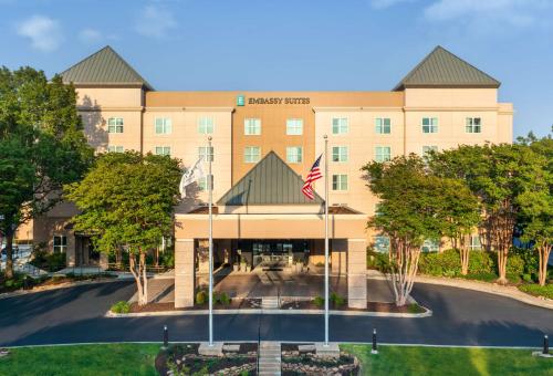Embassy Suites Memphis - image 6