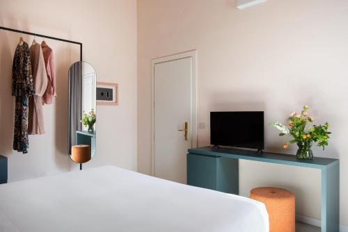 Hotel Fiorita - image 11