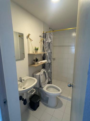 Shower, Apartamentos Cartagena Acuarium in Papayal