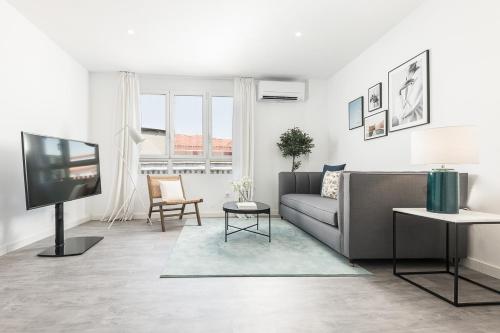 Homeclub Modern Flat by Prado Museum & Retiro Moratin V - image 5