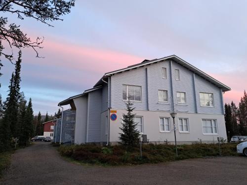 Vista exterior, RöhköStar 108 (RohkoStar 108) in Akaslompolo