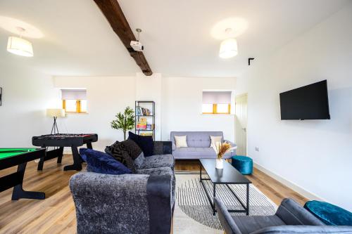 SNOWDROP BARN - Located in Shropshire, great stay for friends & families with a hot tub