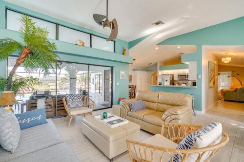 Tropical Cape Coral Villa on Canal with Lanai! - image 12