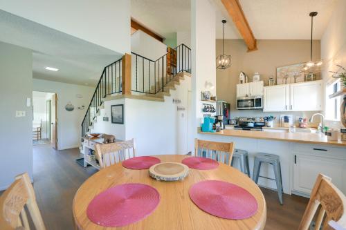 Uptown Abode 4 Mi to Dtwn Pagosa Springs in Pagosa Springs, USA