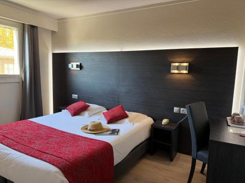 Le Cheval Blanc - image 11