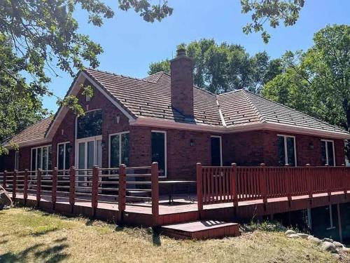 . Luxury Family 5BR Lakefront private boat launch