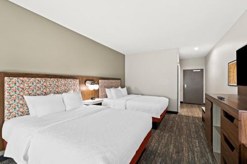 Hampton Inn Longview - image 8