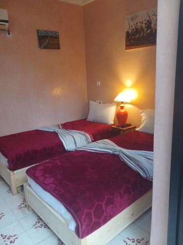 Twin Room image 4