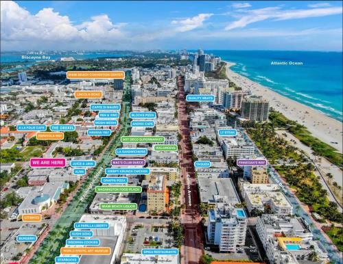 3 Minute Walk to Beach 2 Bedroom Apartment Family Friendly with No Pet Fee in Miami Beach, USA