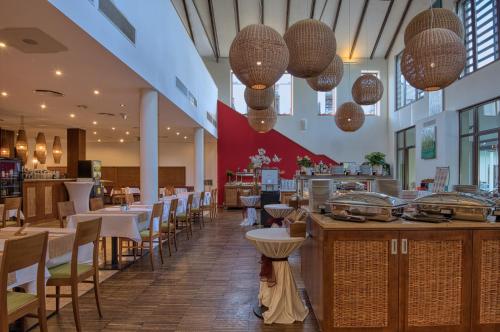 Restaurant, Tisza Balneum Hotel in Tiszafured