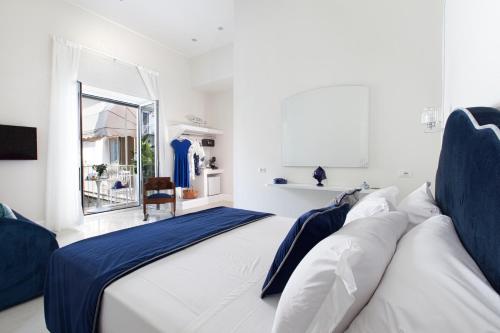 Comfort Quadruple Room image 8