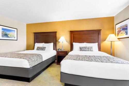 Best Western California City Inn & Suites - image 9