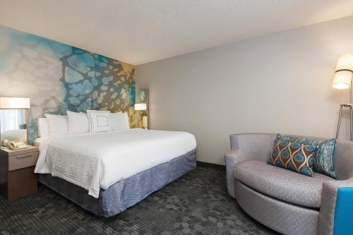 King Room with Sofa Bed