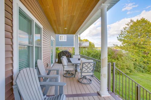 Spacious Home with Dock on Lake Leelanau! in Suttons Bay, USA