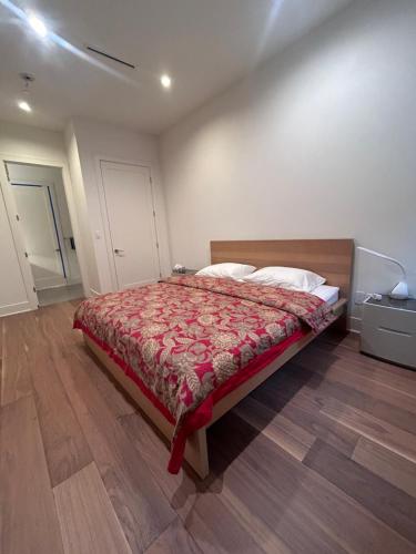 King Size Bedroom with Private Bath & Living Room in Vancouver, Canada