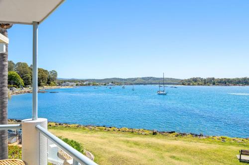 Spinnakers Reach Unit 9