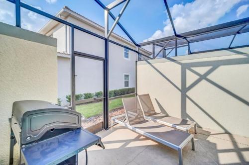 Four-Bedroom Holiday Home image 10
