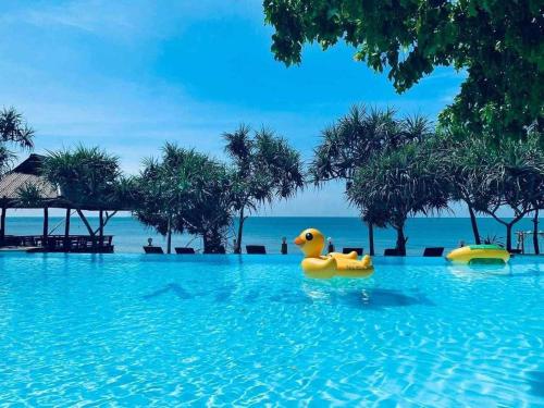 Lanta Miami Resort