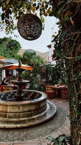 Hotel y Restaurant Embajadoras in กัวนาฮัวโต