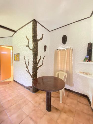 Bambua Nature Cottages and Hostel near Sabang Tengerpart