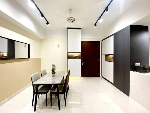 2br 2ba in the heart of KL Regalia Residence - image 12