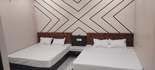 Holiday Home room in Anant home stay