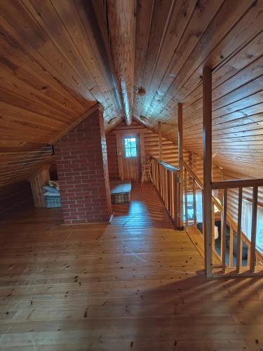 Kalliorinteen Mökit Ruskapirtti (Kalliorinteen Mokit Ruskapirtti) in 托伊薩