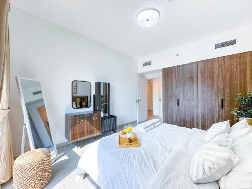Ultra Luxury Flat with Amazing Pool Near to Burj, Dubaj (zdjęcie 8)