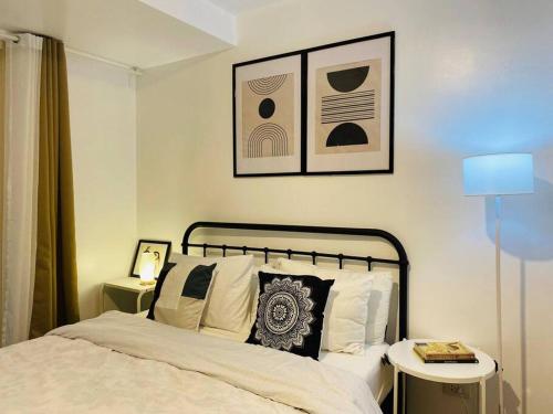 Park Mckinley West 1BR Balcony near BGC Makati Airport, Manila (photo 8)