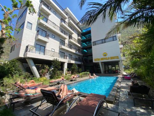 Catba Buffalo Hostel in Cat Ba Island