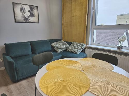 Urban Jungle - Grey Apartment