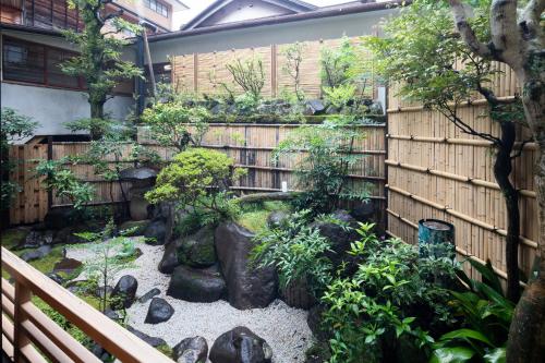 Gensen Uenoya - image 3