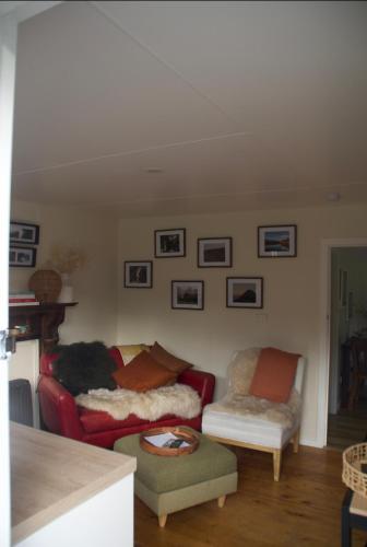 Okains Bay West Peak Cottage