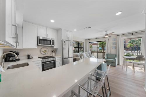 The Sands Condos - 주방