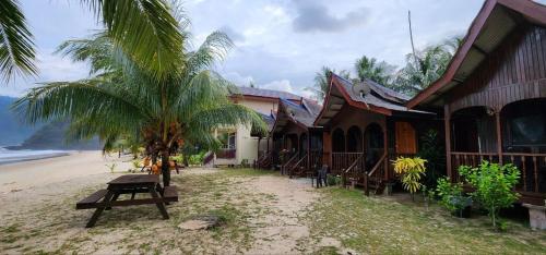 จัวร่า มูเทียร่า รีสอร์ต (Juara Mutiara Resort) in เกาะติโอมัน