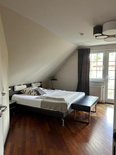 Haus Wedemark - Tap to explore photos