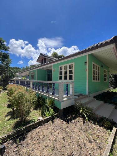 Janzo House in Ao Yai Ki