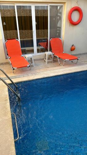 شالية مودرن ومسبح تدفئة (شالية مودرن ومسبح تدفئة) in Al Wuroud