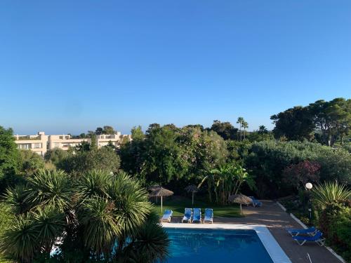 Sotogrande Duplex near Polo, best pool view, 2 pools, full south, 7 drive to beaches and Port in 11310 Sotogrande
