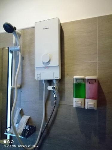 Double Room with Private Bathroom image 2